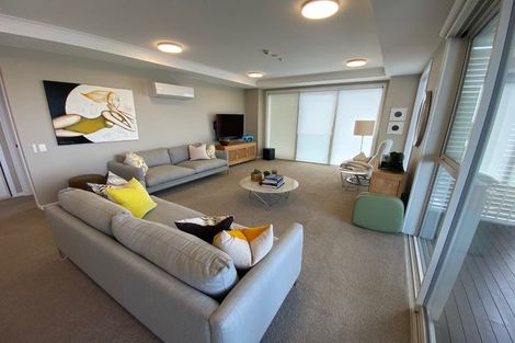 Photo of property in 172 Landmark Terrace, Orewa, 0931