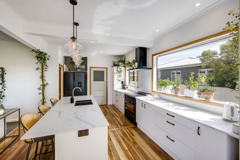 Photo of property in 5 Flanders Avenue, Onekawa, Napier, 4110