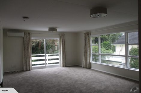 Photo of property in 6a Agra Crescent, Khandallah, Wellington, 6035