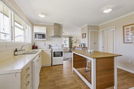 Photo of property in 8 Pandora Street, North New Brighton, Christchurch, 8083