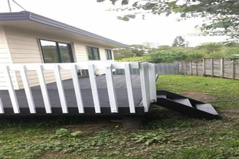 Photo of property in 12a Firle Place, Green Bay, Auckland, 0604