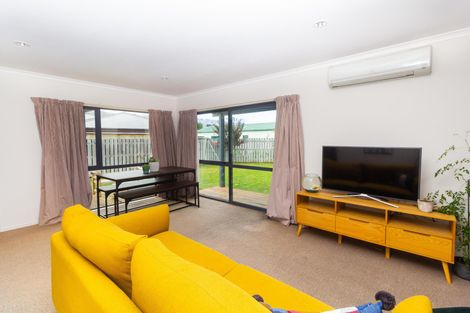 Photo of property in 33 Waenga Drive, Cromwell, 9310