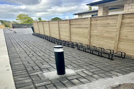 Photo of property in 8/32 Brandon Road, Glen Eden, Auckland, 0602