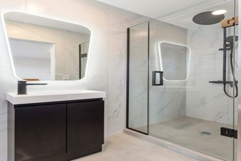 Photo of property in 10/3 Matuhi Rise, Henderson, Auckland, 0612