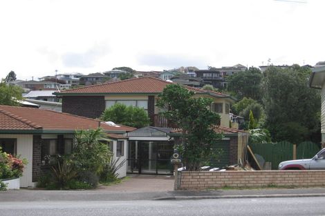 Photo of property in 2/20 Inga Road, Castor Bay, Auckland, 0620