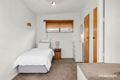 Photo of property in 11 Sandstrom Grove, Feilding, 4702