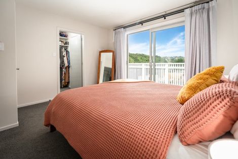 Photo of property in 20b Rarangi Way, Owhiro Bay, Wellington, 6023