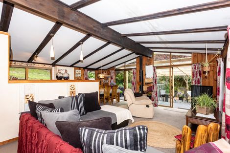 Photo of property in 77 Endcliffe Road, Kaiti, Gisborne, 4010