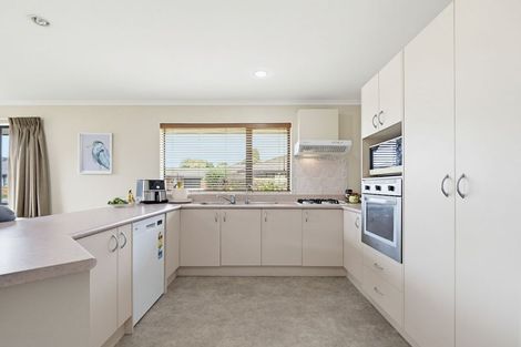 Photo of property in 13 Totara Park, Whakatane, 3120