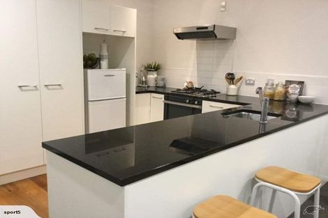 Photo of property in 2a/21 Hargreaves Street, Auckland Central, Auckland, 1011