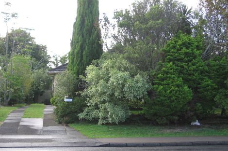 Photo of property in 37 Vodanovich Road, Te Atatu South, Auckland, 0610