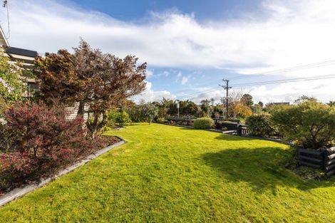 Photo of property in 19 Takiroa Street, Urenui, 4375