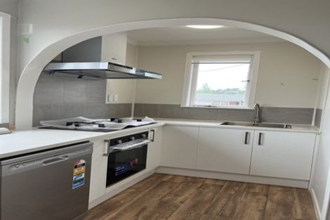 Photo of property in 36 Meilland Place, Glen Eden, Auckland, 0602