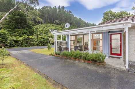Photo of property in 1/110 Pinehaven Road, Pinehaven, Upper Hutt, 5019