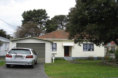 Photo of property in 30 Hutchison Crescent, Durie Hill, Whanganui, 4500
