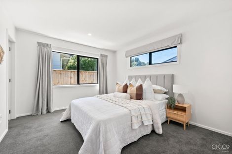 Photo of property in 33c Gemstone Drive, Birchville, Upper Hutt, 5018