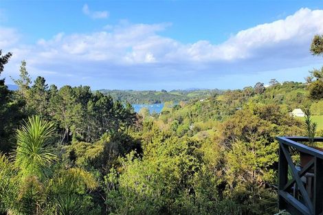 Photo of property in 61 Brick Bay Drive, Sandspit, Warkworth, 0982