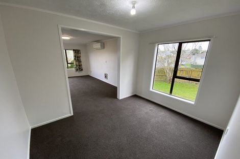 Photo of property in 17 Brougham Place, West Harbour, Auckland, 0618