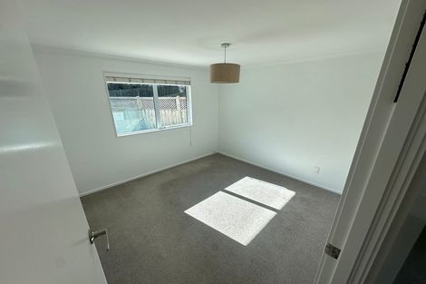 Photo of property in 2/130 Spinella Drive, Bayview, Auckland, 0629