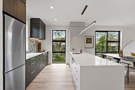 Photo of property in 680 Swanson Road, Swanson, Auckland, 0612