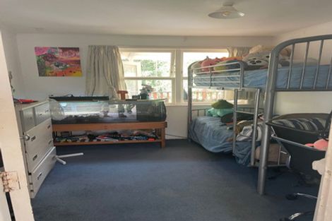 Photo of property in 2 Paewai Road, Glen Eden, Auckland, 0602
