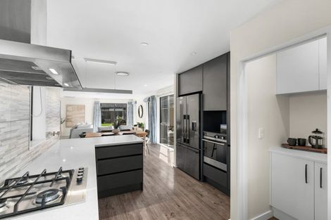 Photo of property in 16 Helen Place, Halswell, Christchurch, 8025