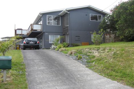 Photo of property in 1286 Whangaparaoa Road, Army Bay, Whangaparaoa, 0930
