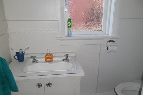 Photo of property in 8 Howe Street, North Dunedin, Dunedin, 9016