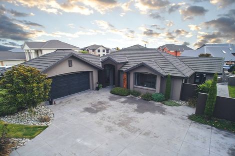 Photo of property in 69 Waitikiri Drive, Parklands, Christchurch, 8083