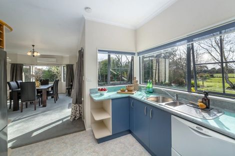 Photo of property in 15 Campbell Drive, Martinborough, 5711