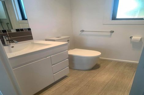 Photo of property in 64 Barton Street, Woolston, Christchurch, 8023