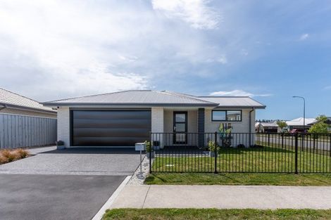 Photo of property in 10 Chandler Way, Rolleston, 7615