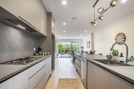 Photo of property in 55b Merriefield Avenue, Forrest Hill, Auckland, 0620