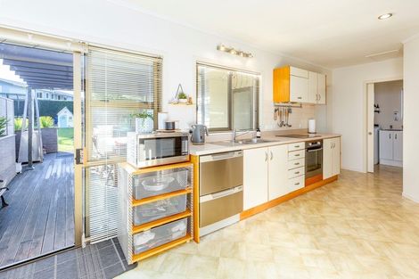 Photo of property in 34 Rothery Road, Hillpark, Auckland, 2102