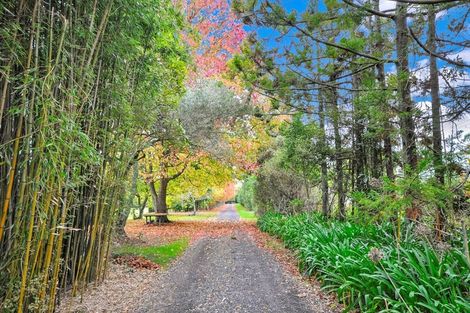 Photo of property in 104 Station Road, Kumeu, 0891