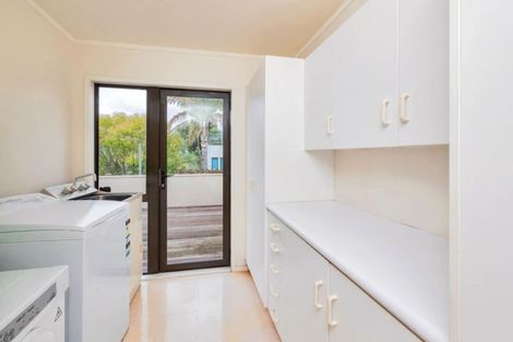 Photo of property in 34 Firth Road, Torbay, Auckland, 0630