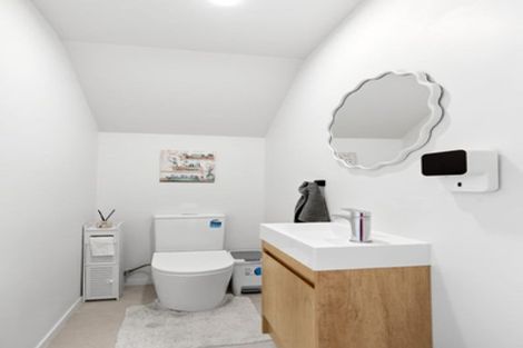 Photo of property in 70d Stanley Road, Glenfield, Auckland, 0629