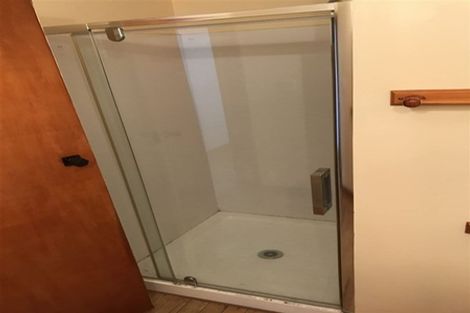 Photo of property in 805 Te Atatu Road, Te Atatu Peninsula, Auckland, 0610