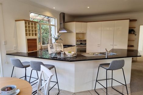 Photo of property in 5 Kentia Way, Somerville, Auckland, 2014