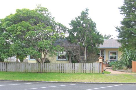 Photo of property in 120 Lincoln Road, Whangamata, 3620