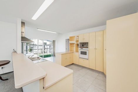 Photo of property in 12 Eversleigh Street, St Albans, Christchurch, 8014