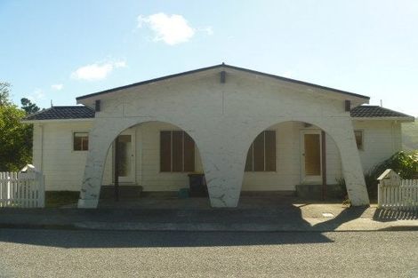 Photo of property in 62b Quebec Street, Kingston, Wellington, 6021