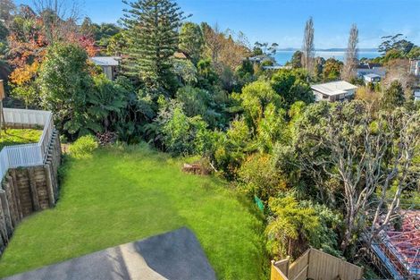 Photo of property in 38a Colmar Road, Mellons Bay, Auckland, 2014