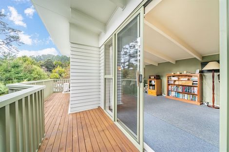 Photo of property in 84 Pinehaven Road, Pinehaven, Upper Hutt, 5019