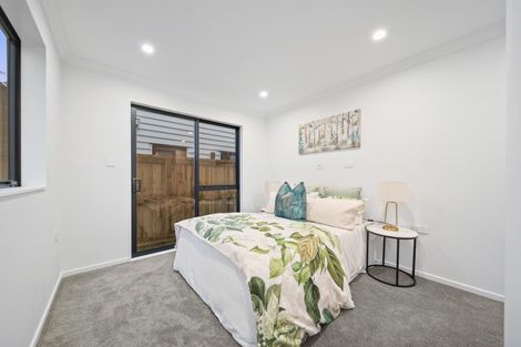 Photo of property in 29c Hywell Place, Manurewa, Auckland, 2102