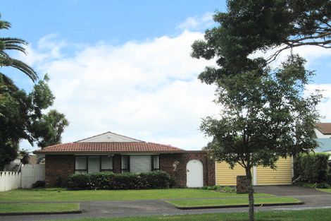 Photo of property in 49 Walter Strevens Drive, Conifer Grove, Takanini, 2112