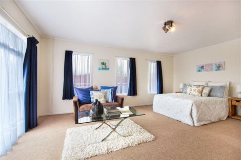 Photo of property in 453 Great South Road, Opaheke, Papakura, 2113