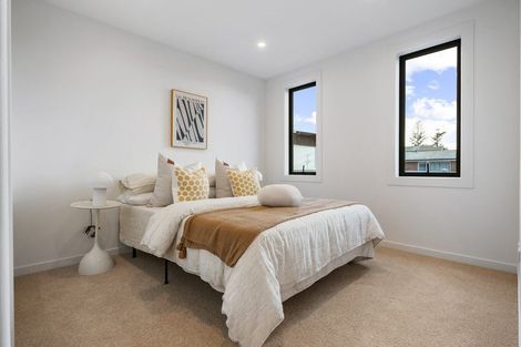 Photo of property in 2a Rangitoto Terrace, Milford, Auckland, 0620