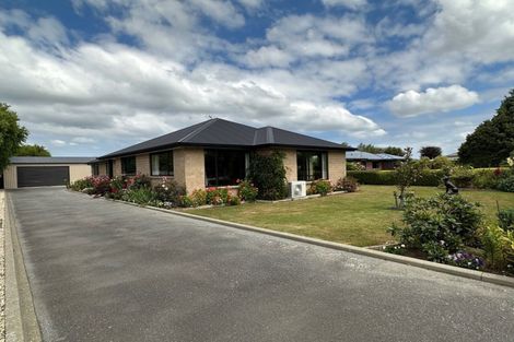 Photo of property in 18 Mauchline Street, Wallacetown, 9816