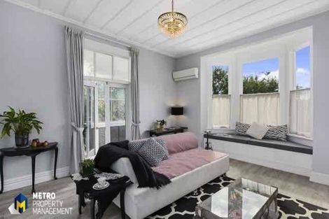 Photo of property in 52 Sutherland Street, Dunedin Central, Dunedin, 9016